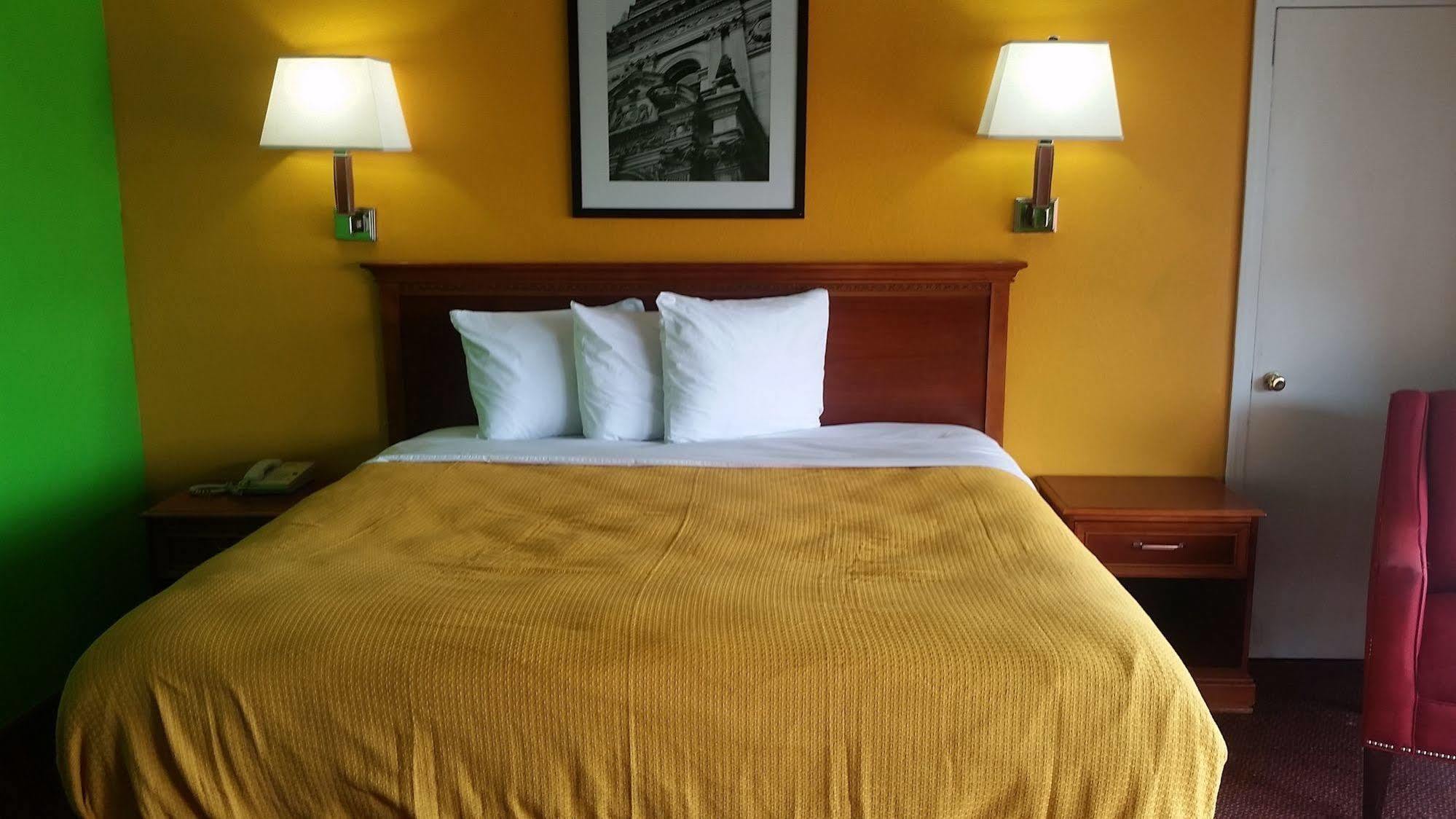 Glancy Motel Clinton Extérieur photo